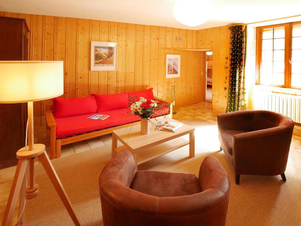 Domaine De Bellevue Gite Du Mont Poupet Marnoz ภายนอก รูปภาพ