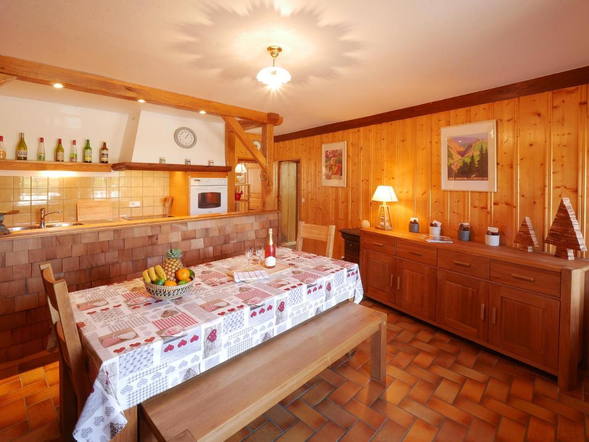 Domaine De Bellevue Gite Du Mont Poupet Marnoz ภายนอก รูปภาพ