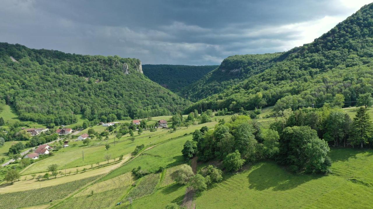 Domaine De Bellevue Gite Du Mont Poupet Marnoz ภายนอก รูปภาพ